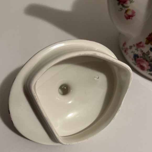 SADLER OLDE CHINTZ ENGLAND FLORAL TEAPOT VINTAGE Made for Victoria's Secret - Picture 2 of 11